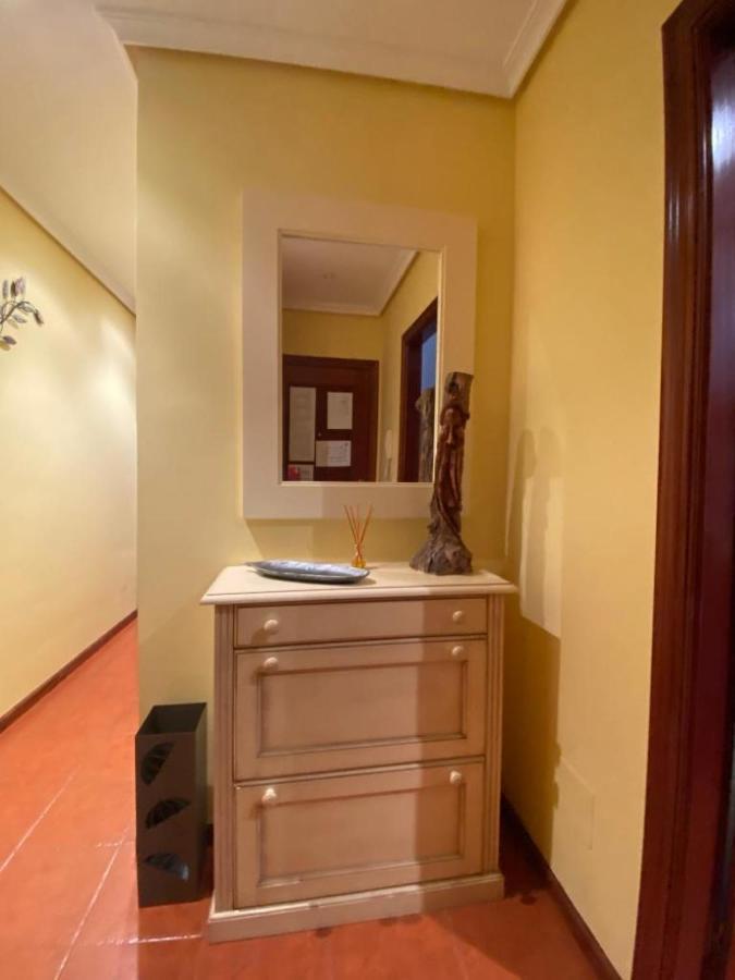 Apartamento En Complejo Residencial Rovacias Комільяс Екстер'єр фото
